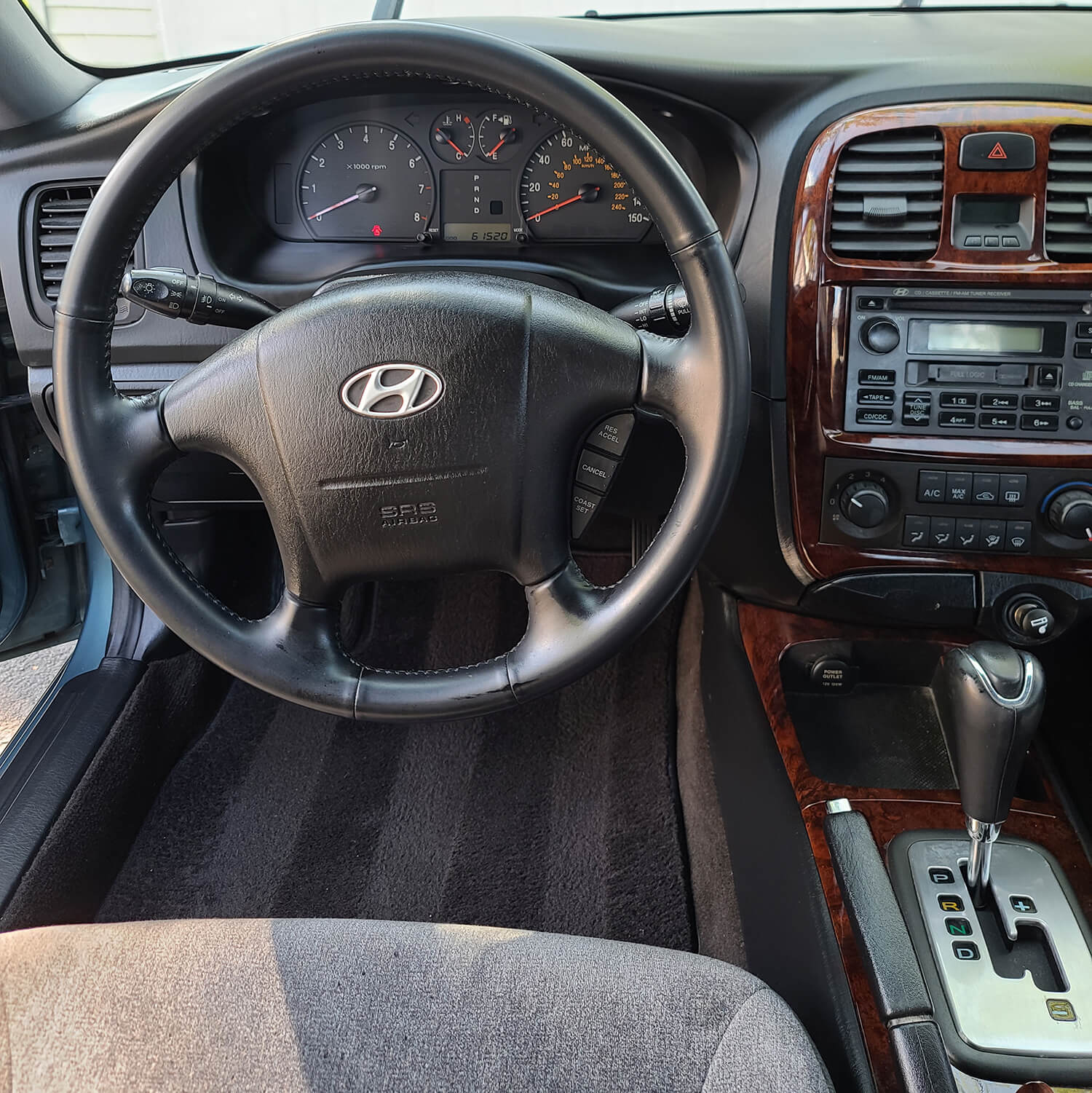 Lineage Interior Detail Additional Services